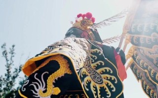 寻仙晓月庄的前往方法是什么？晓月庄有哪些特色活动？