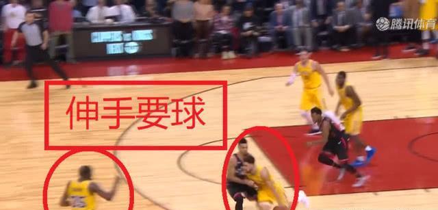 《NBA2K13》游戏内三分球投篮技巧解析（掌握简单技巧）-第3张图片-西柚游戏